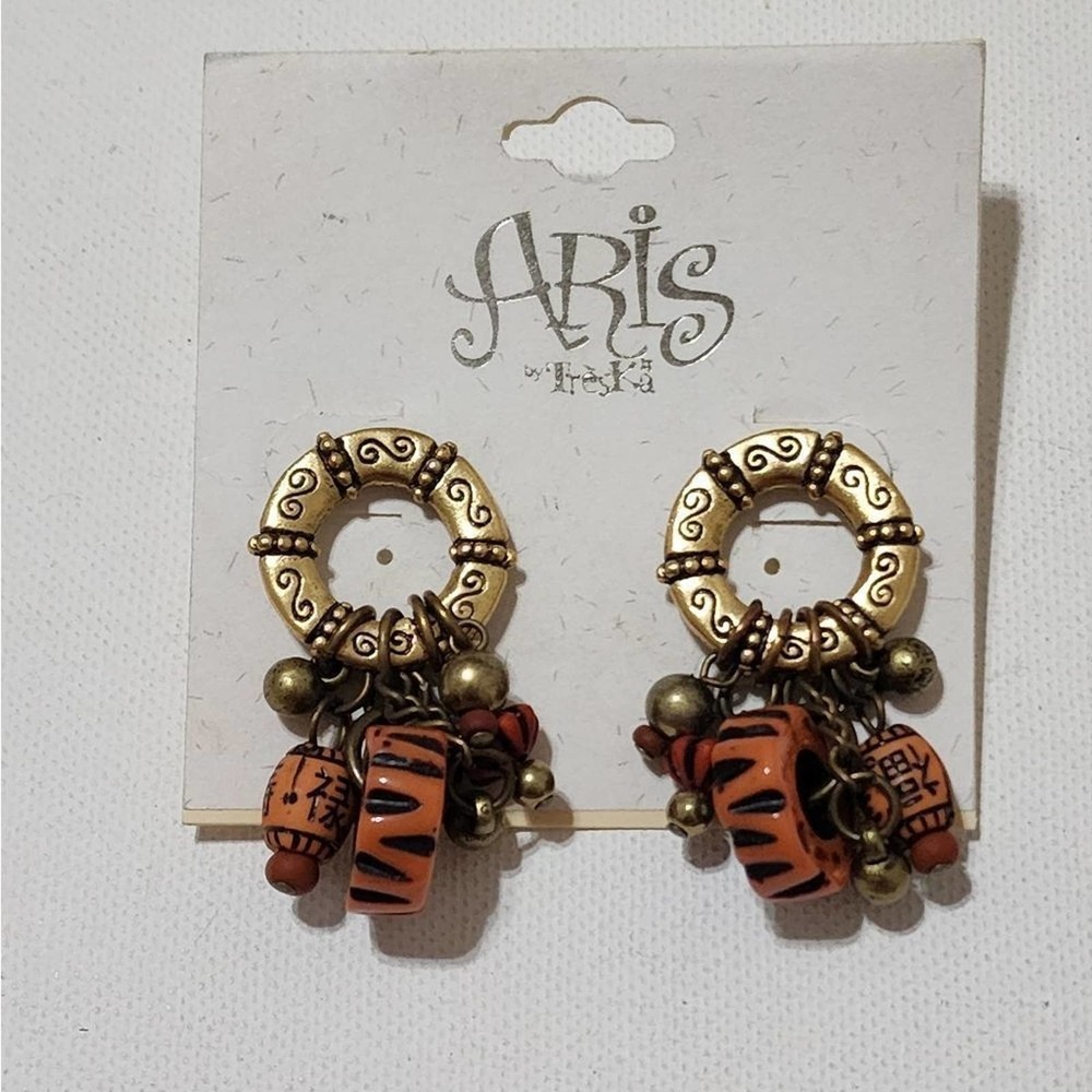 TRESKA beaded dangle chandelier earrings new!!!